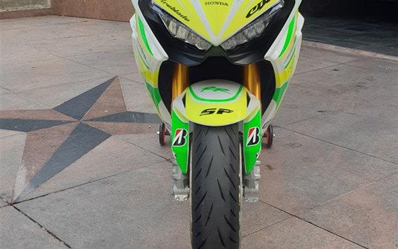 Umgebautes Motorrad Honda CBR1000RR Fireblade SP von boeserbub - Bild 9 Umgebautes Motorrad Honda CBR1000RR Fireblade SP von boeserbub - Bild 9