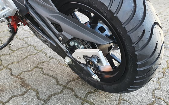 Umgebautes Motorrad Benelli TnT 125 von Motorrad, Roller, Quad Inh. Christine Grüninger - Bild 5 Umgebautes Motorrad Benelli TnT 125 von Motorrad, Roller, Quad Inh. Christine Grüninger - Bild 5