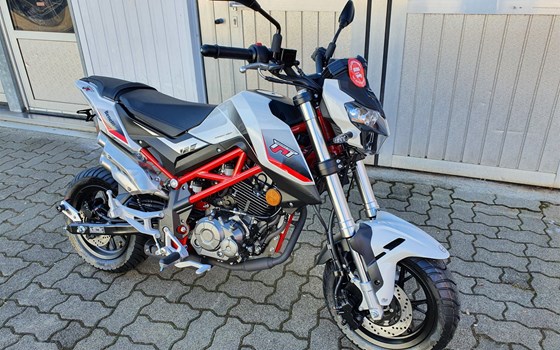 Umgebautes Motorrad Benelli TnT 125 von Motorrad, Roller, Quad Inh. Christine Grüninger - Bild 7 Umgebautes Motorrad Benelli TnT 125 von Motorrad, Roller, Quad Inh. Christine Grüninger - Bild 7