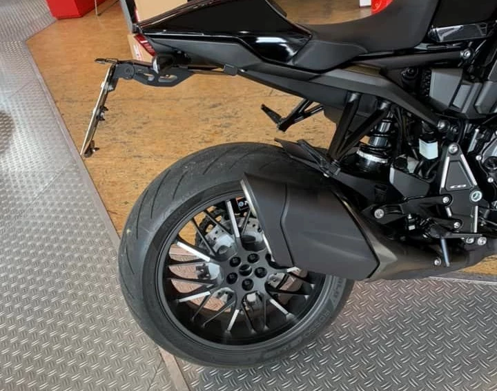 Rebuilt motorbike Honda CB1000R Black Edition Bild 3: Rebuilt motorbike Honda CB1000R Black Edition