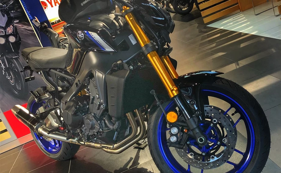 Umbgebautes Motorrad Yamaha MT-09 SP Bild 2: Umbgebautes Motorrad Yamaha MT-09 SP