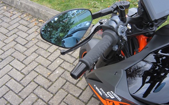 Umgebautes Motorrad KTM 1290 Super Duke R von Motorradcenter Keßler - Bild 13 Umgebautes Motorrad KTM 1290 Super Duke R von Motorradcenter Keßler - Bild 13