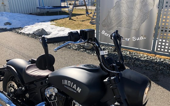 Umgebautes Motorrad Indian Scout Bobber 1131 von Berni´s Biker Bude - Bild 2 Umgebautes Motorrad Indian Scout Bobber 1131 von Berni´s Biker Bude - Bild 2