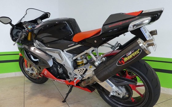 Umgebautes Motorrad Aprilia RSV 1000 (RSV Mille) von Bikers-Euroshop - Bild 2 Umgebautes Motorrad Aprilia RSV 1000 (RSV Mille) von Bikers-Euroshop - Bild 2