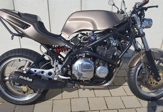 Moto Martin VF750