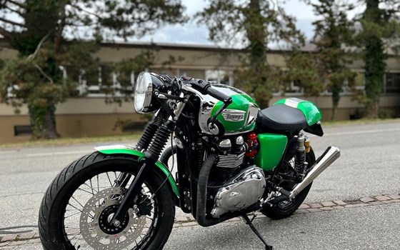Umgebautes Motorrad Triumph Thruxton von Pat-Bikes AG - Bild 5 Umgebautes Motorrad Triumph Thruxton von Pat-Bikes AG - Bild 5