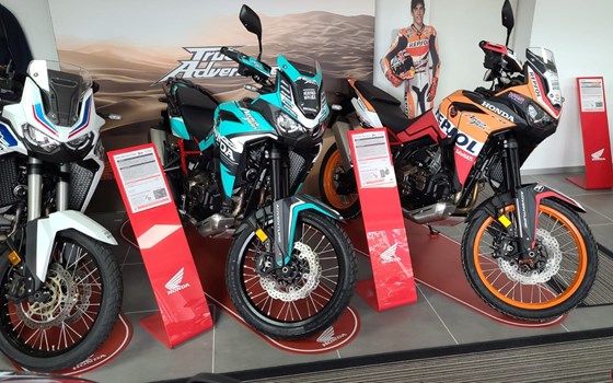 Umgebautes Motorrad Honda CRF1100L Africa Twin von Motorradsport Gerhard Wacker - Bild 1 Umgebautes Motorrad Honda CRF1100L Africa Twin von Motorradsport Gerhard Wacker - Bild 1