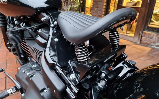 Umgebautes Motorrad Harley-Davidson Softail Street Bob 114 FXBBS von X-Trem Custombikes - Bild 11 Umgebautes Motorrad Harley-Davidson Softail Street Bob 114 FXBBS von X-Trem Custombikes - Bild 11