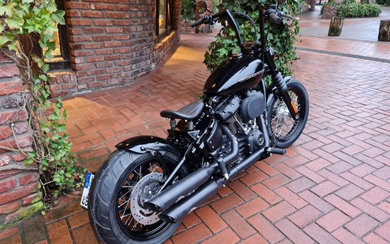 Umgebautes Motorrad Harley-Davidson Softail Street Bob 114 FXBBS von X-Trem Custombikes - Bild 17 Umgebautes Motorrad Harley-Davidson Softail Street Bob 114 FXBBS von X-Trem Custombikes - Bild 17