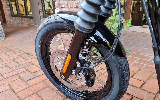 Umgebautes Motorrad Harley-Davidson Softail Street Bob 114 FXBBS von X-Trem Custombikes - Bild 12 Umgebautes Motorrad Harley-Davidson Softail Street Bob 114 FXBBS von X-Trem Custombikes - Bild 12