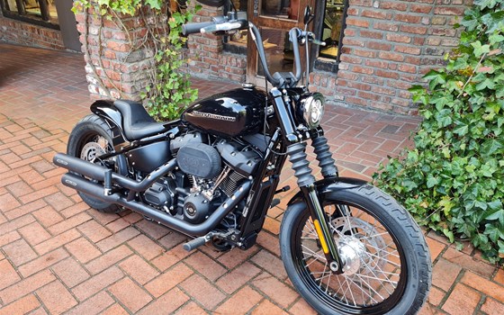 Umgebautes Motorrad Harley-Davidson Softail Street Bob 114 FXBBS von X-Trem Custombikes - Bild 14 Umgebautes Motorrad Harley-Davidson Softail Street Bob 114 FXBBS von X-Trem Custombikes - Bild 14