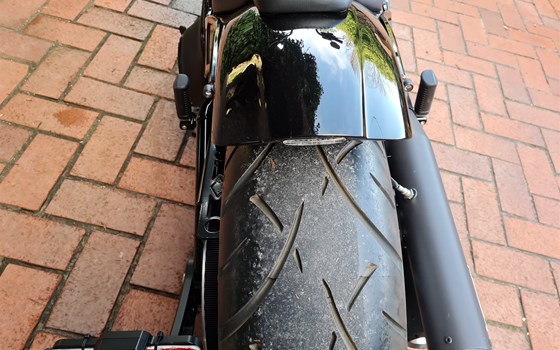 Umgebautes Motorrad Harley-Davidson Softail Street Bob 114 FXBBS von X-Trem Custombikes - Bild 23 Umgebautes Motorrad Harley-Davidson Softail Street Bob 114 FXBBS von X-Trem Custombikes - Bild 23