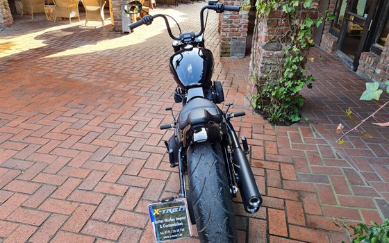 Umgebautes Motorrad Harley-Davidson Softail Street Bob 114 FXBBS von X-Trem Custombikes - Bild 7 Umgebautes Motorrad Harley-Davidson Softail Street Bob 114 FXBBS von X-Trem Custombikes - Bild 7