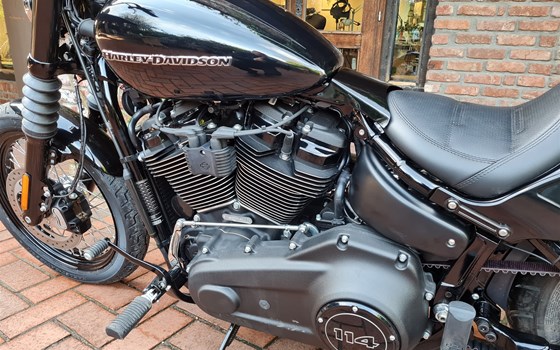 Umgebautes Motorrad Harley-Davidson Softail Street Bob 114 FXBBS von X-Trem Custombikes - Bild 9 Umgebautes Motorrad Harley-Davidson Softail Street Bob 114 FXBBS von X-Trem Custombikes - Bild 9