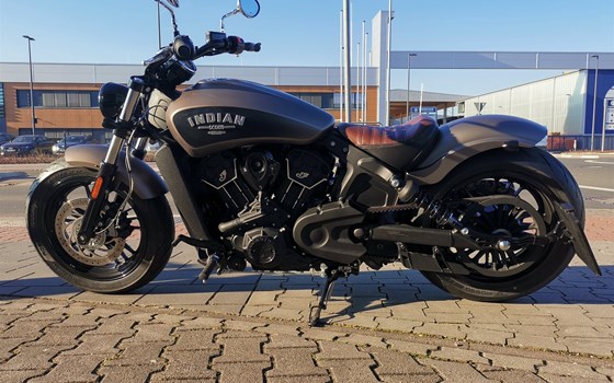 Umgebautes Motorrad Indian Scout Bobber Sixty von sk-bikes GmbH - Bild 3