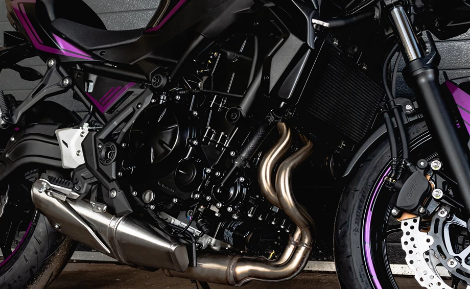 Umbgebautes Motorrad Kawasaki Z650 Bild 3: Umbgebautes Motorrad Kawasaki Z650