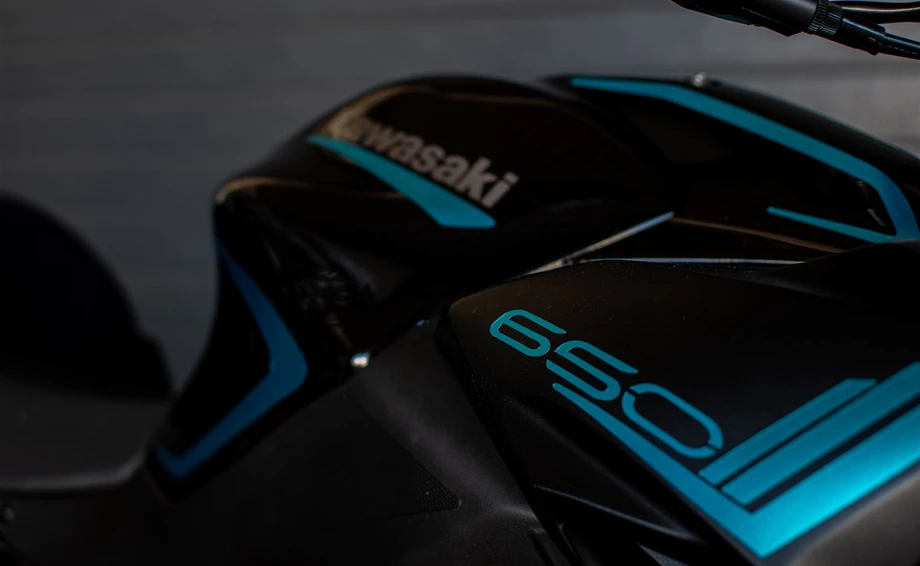 Umbgebautes Motorrad Kawasaki Z650 Bild 5: Umbgebautes Motorrad Kawasaki Z650