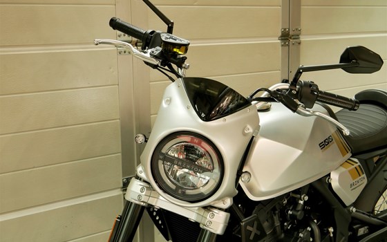 Umgebautes Motorrad Brixton Crossfire 500 von GSN Motorraeder - Bild 9 Umgebautes Motorrad Brixton Crossfire 500 von GSN Motorraeder - Bild 9