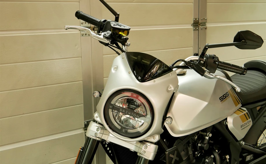 Umbgebautes Motorrad Brixton Crossfire 500 Bild 9: Umbgebautes Motorrad Brixton Crossfire 500