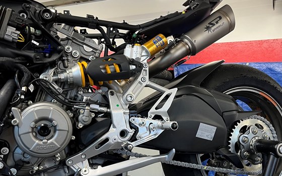 Umgebautes Motorrad Ducati Panigale V2 von Motorrad-Center Mähr - Bild 4 Umgebautes Motorrad Ducati Panigale V2 von Motorrad-Center Mähr - Bild 4