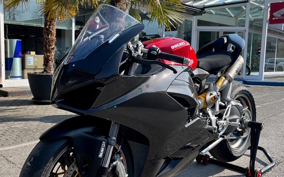 Umgebautes Motorrad Ducati Panigale V2 von Motorrad-Center Mähr - Bild 2 Umgebautes Motorrad Ducati Panigale V2 von Motorrad-Center Mähr - Bild 2