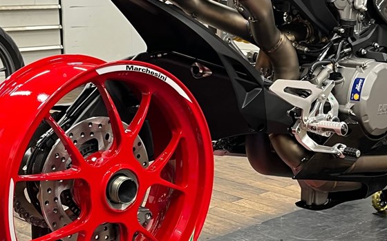 Umgebautes Motorrad Ducati Panigale V2 von Motorrad-Center Mähr - Bild 8 Umgebautes Motorrad Ducati Panigale V2 von Motorrad-Center Mähr - Bild 8