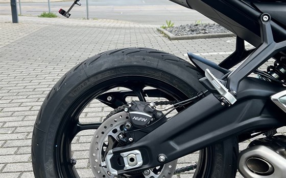 Umgebautes Motorrad Triumph Trident 660 von MSG Moto-Shop-Gera TEAM BAUCH OHG - Bild 14 Umgebautes Motorrad Triumph Trident 660 von MSG Moto-Shop-Gera TEAM BAUCH OHG - Bild 14