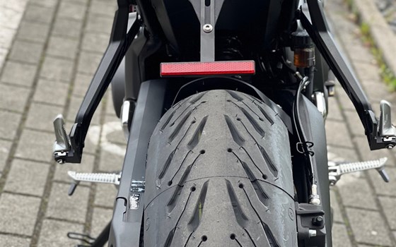 Umgebautes Motorrad Triumph Trident 660 von MSG Moto-Shop-Gera TEAM BAUCH OHG - Bild 18 Umgebautes Motorrad Triumph Trident 660 von MSG Moto-Shop-Gera TEAM BAUCH OHG - Bild 18