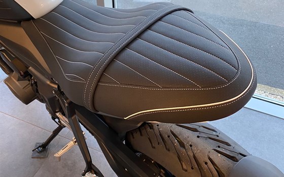 Umgebautes Motorrad Triumph Trident 660 von MSG Moto-Shop-Gera TEAM BAUCH OHG - Bild 9 Umgebautes Motorrad Triumph Trident 660 von MSG Moto-Shop-Gera TEAM BAUCH OHG - Bild 9