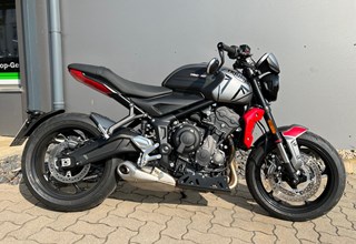 Triumph Trident 660