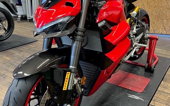 Umgebautes Motorrad Ducati Streetfighter V2 von Motorrad-Center Mähr - Bild 13 Umgebautes Motorrad Ducati Streetfighter V2 von Motorrad-Center Mähr - Bild 13