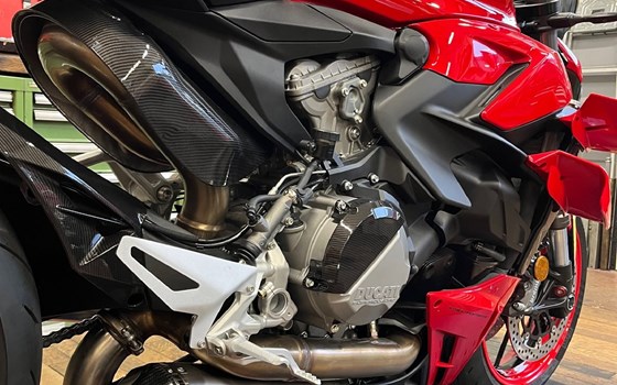 Umgebautes Motorrad Ducati Streetfighter V2 von Motorrad-Center Mähr - Bild 16 Umgebautes Motorrad Ducati Streetfighter V2 von Motorrad-Center Mähr - Bild 16