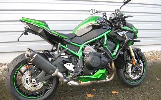 Umgebautes Motorrad Kawasaki Z H2 SE von Alfred Kührer Moto-Service u. Zubehör - Bild 6 Umgebautes Motorrad Kawasaki Z H2 SE von Alfred Kührer Moto-Service u. Zubehör - Bild 6
