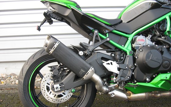Umgebautes Motorrad Kawasaki Z H2 SE von Alfred Kührer Moto-Service u. Zubehör - Bild 7 Umgebautes Motorrad Kawasaki Z H2 SE von Alfred Kührer Moto-Service u. Zubehör - Bild 7