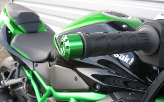 Umgebautes Motorrad Kawasaki Z H2 SE von Alfred Kührer Moto-Service u. Zubehör - Bild 12 Umgebautes Motorrad Kawasaki Z H2 SE von Alfred Kührer Moto-Service u. Zubehör - Bild 12
