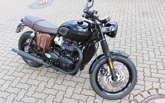 Umgebautes Motorrad Triumph Bonneville T120 Black von Marios Motorrad-Shop GmbH - Bild 1 Umgebautes Motorrad Triumph Bonneville T120 Black von Marios Motorrad-Shop GmbH - Bild 1