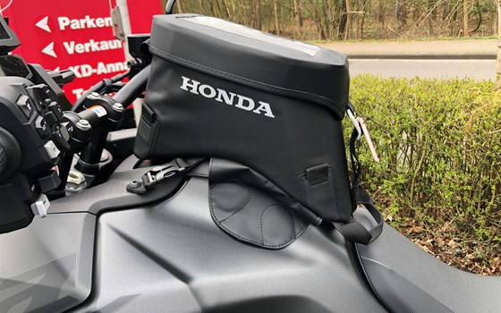 Umgebautes Motorrad Honda CRF1100L Africa Twin DCT von Tempo-Zweirad-Treff GmbH - Bild 10 Umgebautes Motorrad Honda CRF1100L Africa Twin DCT von Tempo-Zweirad-Treff GmbH - Bild 10