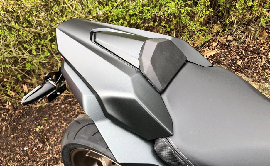 Umbgebautes Motorrad Honda CB650R Bild 13: Umbgebautes Motorrad Honda CB650R