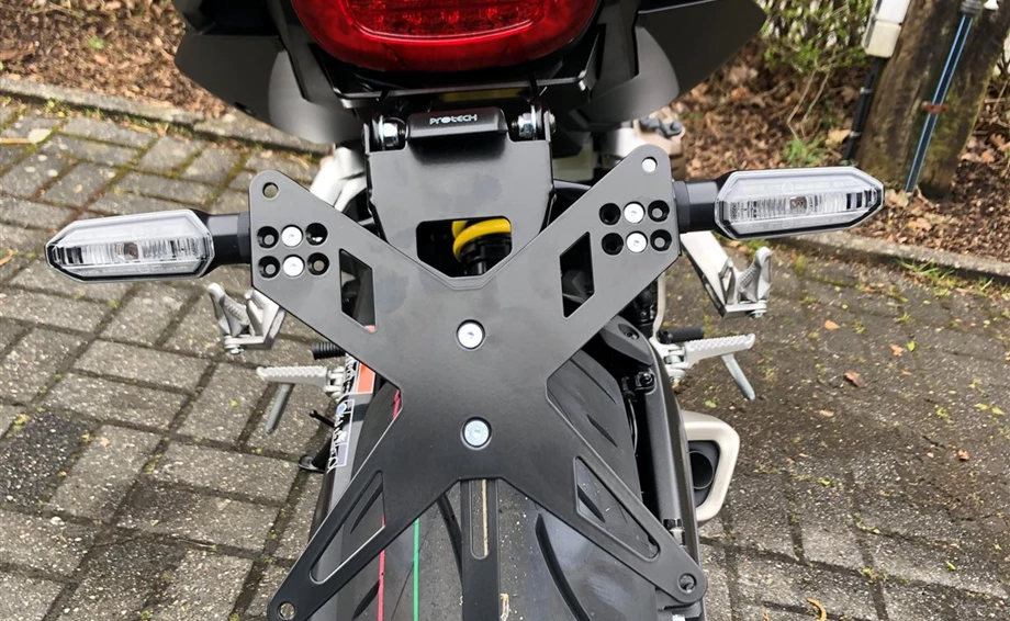 Umbgebautes Motorrad Honda CB650R Bild 17: Umbgebautes Motorrad Honda CB650R