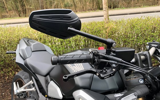 Umgebautes Motorrad Honda CB650R von Tempo-Zweirad-Treff GmbH - Bild 5 Umgebautes Motorrad Honda CB650R von Tempo-Zweirad-Treff GmbH - Bild 5