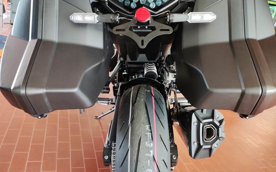 Umgebautes Motorrad Kawasaki Ninja 1000SX von Zweirad Waibel GmbH & Co. KG - Bild 2 Umgebautes Motorrad Kawasaki Ninja 1000SX von Zweirad Waibel GmbH & Co. KG - Bild 2