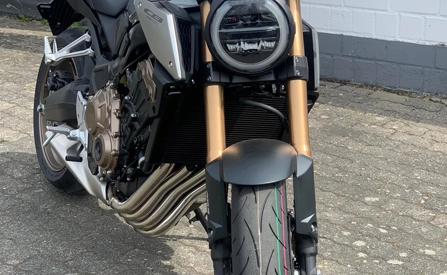 Rebuilt motorbike Honda CB650R Bild 2: Rebuilt motorbike Honda CB650R