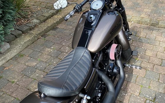 Umgebautes Motorrad Harley-Davidson Dyna Fat Bob FXDF von user1234254 - Bild 6