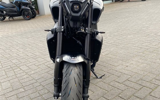 Umgebautes Motorrad Yamaha MT-09 von Scholly´s Motorrad GmbH - Bild 2