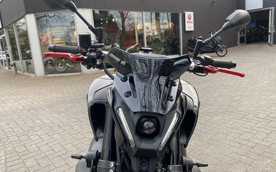 Umgebautes Motorrad Yamaha MT-09 von Scholly´s Motorrad GmbH - Bild 5