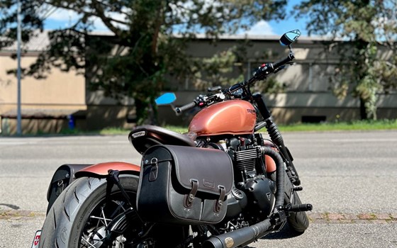 Umgebautes Motorrad Triumph Bonneville Bobber Black von Pat-Bikes - Bild 3 Umgebautes Motorrad Triumph Bonneville Bobber Black von Pat-Bikes - Bild 3