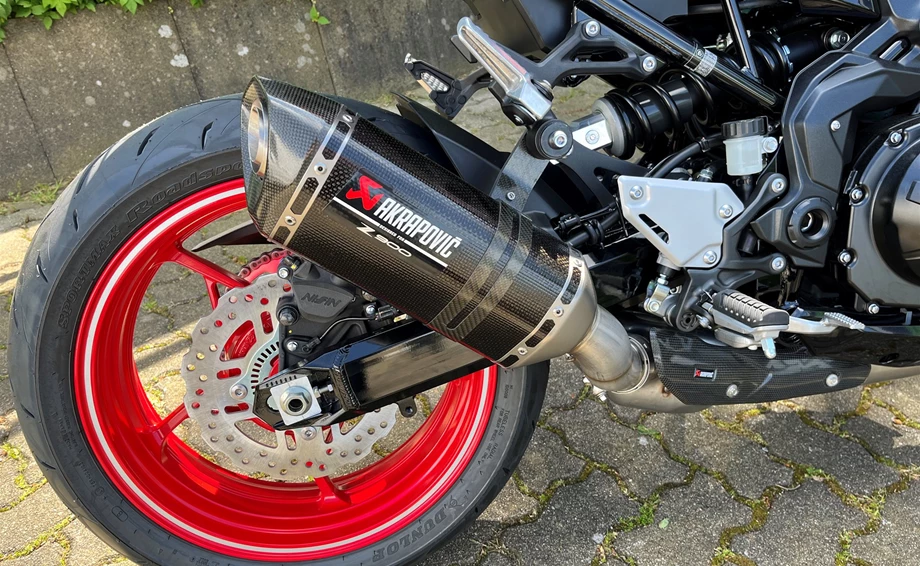 Umbgebautes Motorrad Kawasaki Z900 50th Anniversary Bild 5: Umbgebautes Motorrad Kawasaki Z900 50th Anniversary