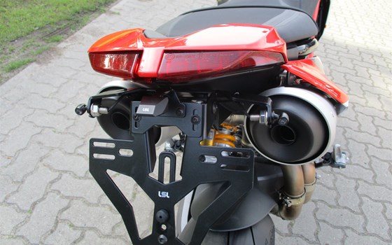Umgebautes Motorrad Ducati Hypermotard 950 SP von Team Wahlers GmbH - Bild 10 Umgebautes Motorrad Ducati Hypermotard 950 SP von Team Wahlers GmbH - Bild 10