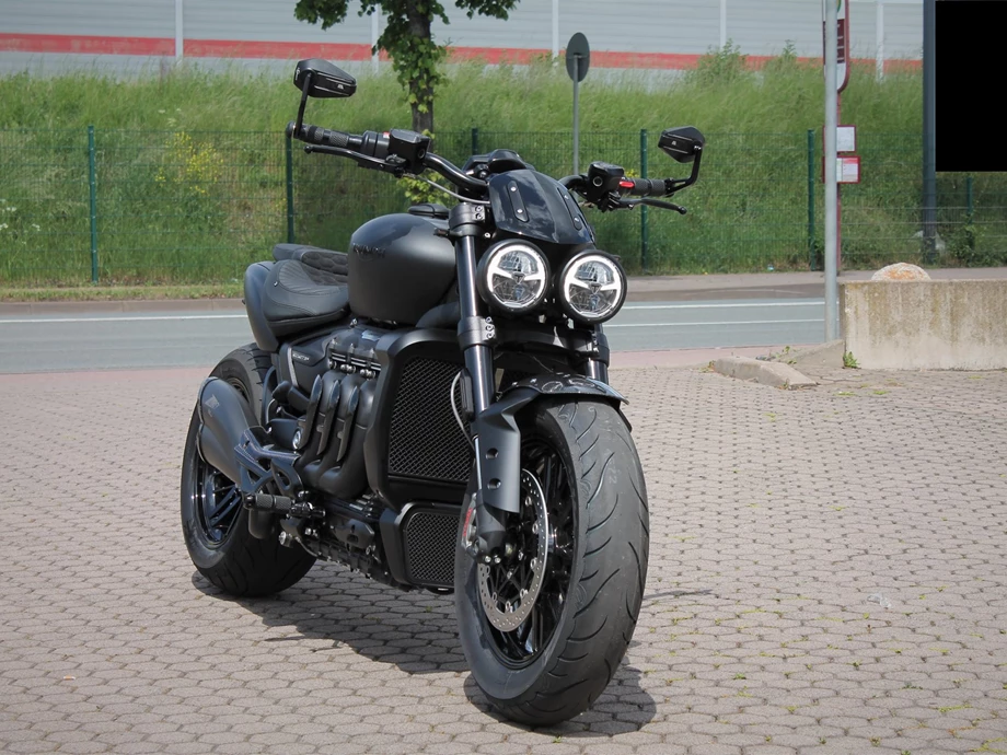 Umbgebautes Motorrad Triumph Rocket 3 R Black Bild 20: Umbgebautes Motorrad Triumph Rocket 3 R Black