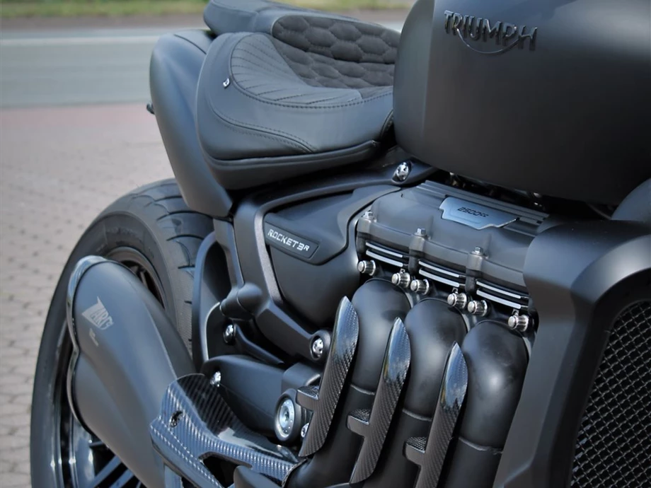 Umbgebautes Motorrad Triumph Rocket 3 R Black Bild 3: Umbgebautes Motorrad Triumph Rocket 3 R Black